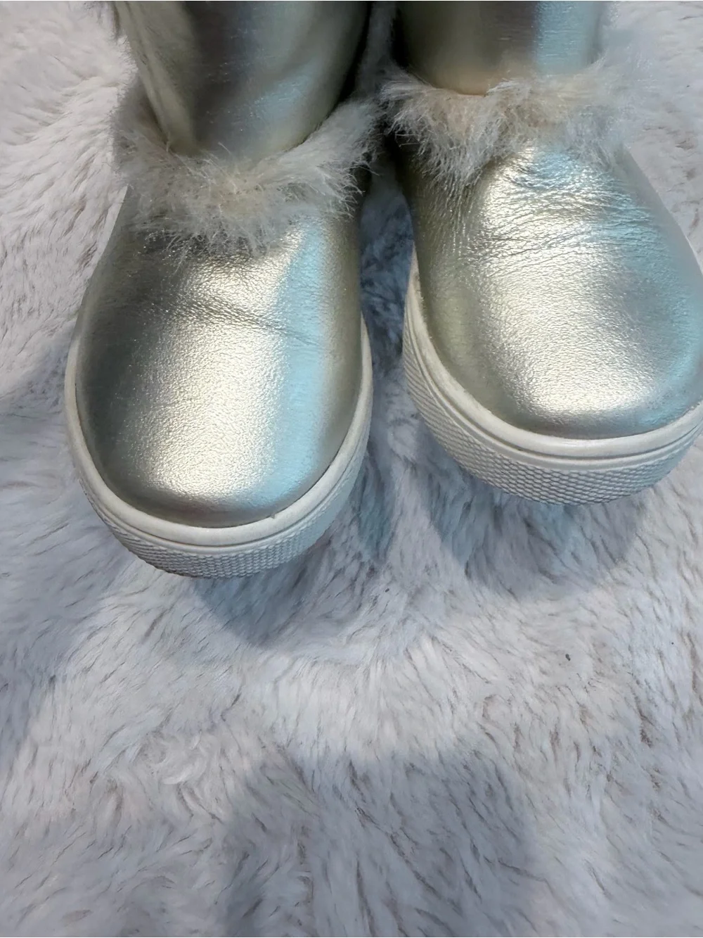 Like NEW Freshly Picked toddler boots. Gold size 6